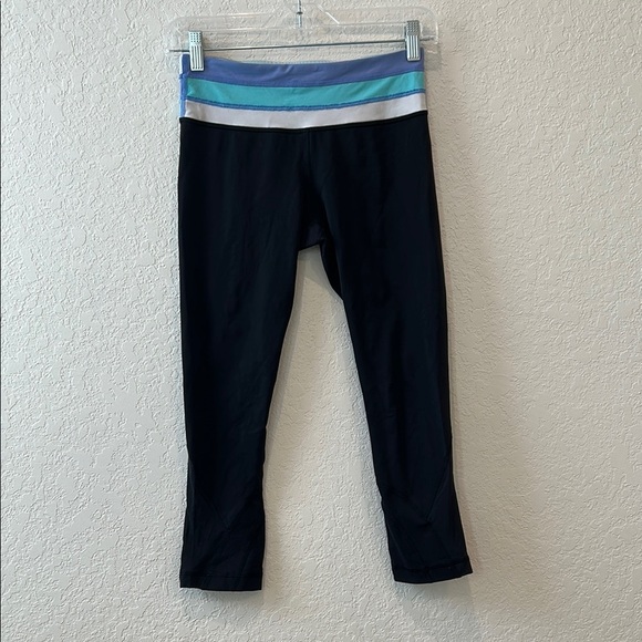 Lululemon Athletica Black and Blue Leggings with Striped Waistband - Picture 1 of 10
